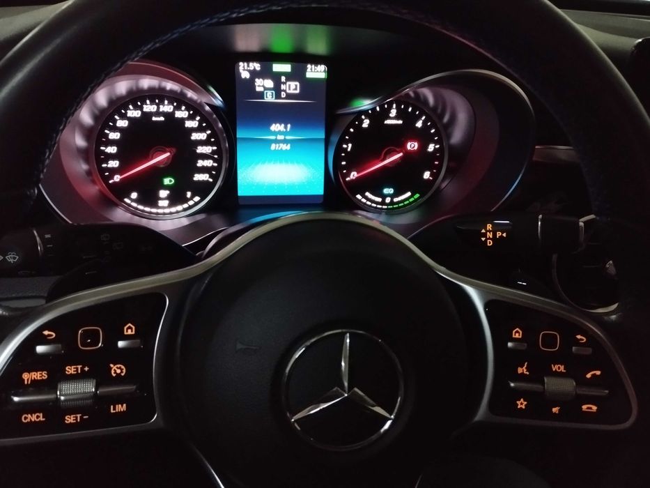 90000km Mercedes-Benz Híbrido C300de 2020