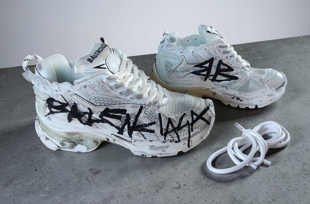 Balenciaga Runner Graffiti White 36 sneakersy