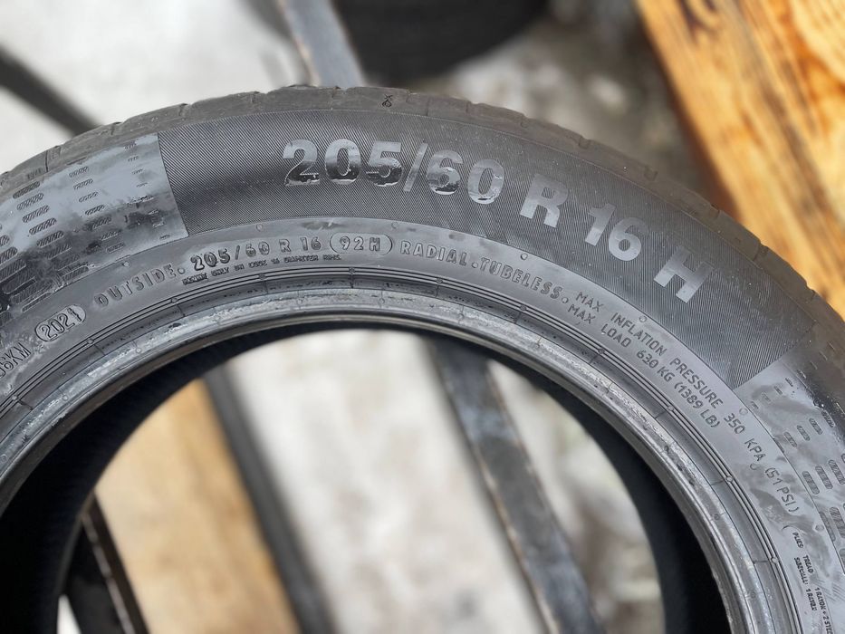 Шини 205/60 r16 літо  Continental