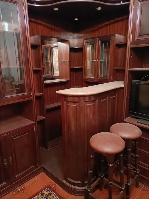 Móvel de sala mogno