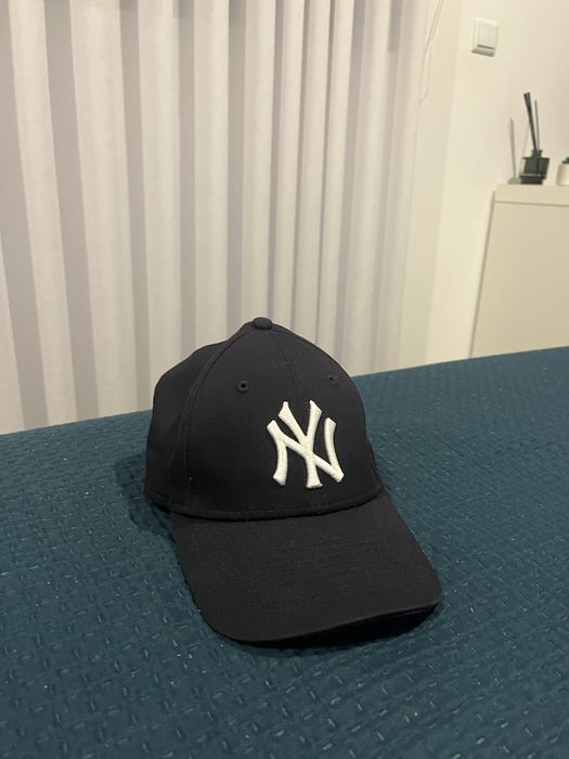 Boné New York Preto