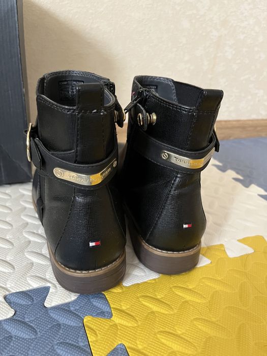 Челсі Tommy Hilfiger шкіра 37р