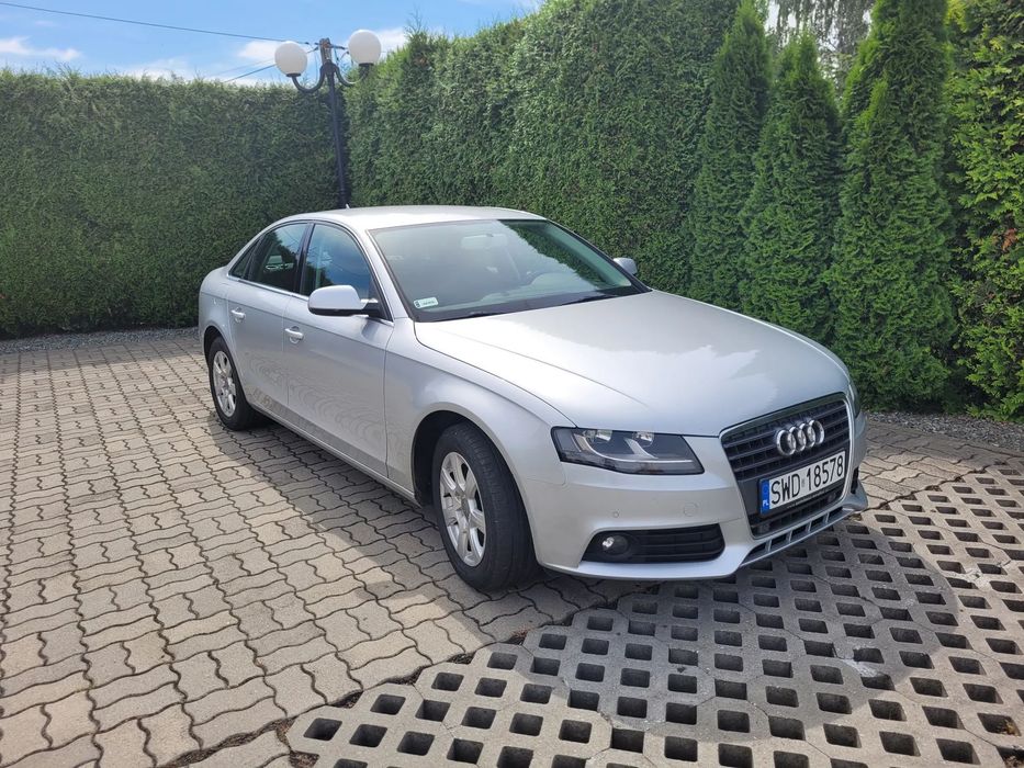 Audi A4 Limousine