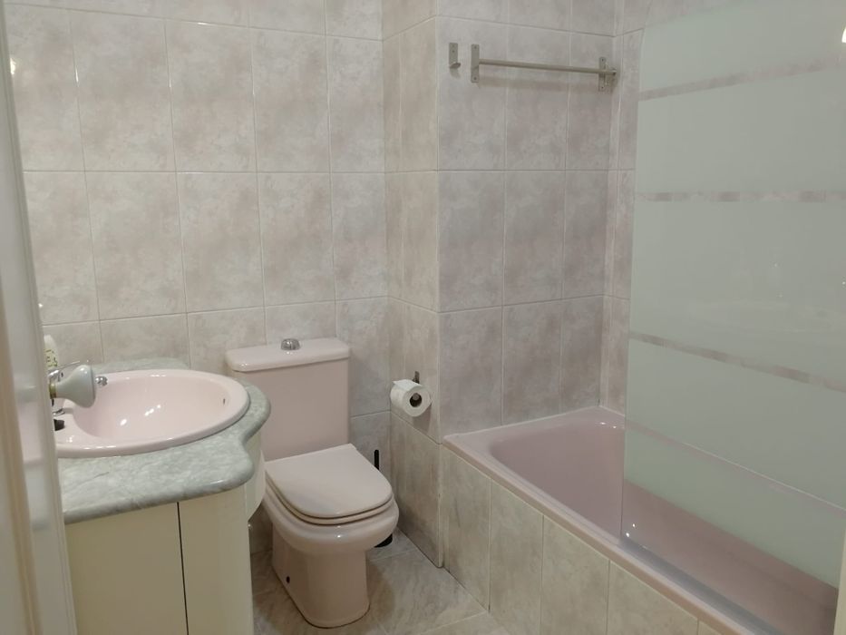 Arrenda-se T3 mobilado no centro de Barcelos | 140 m² | Com elevador.