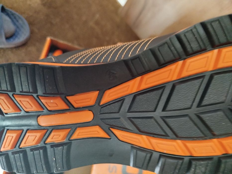 Sprzedam buty robocze firmy Neo