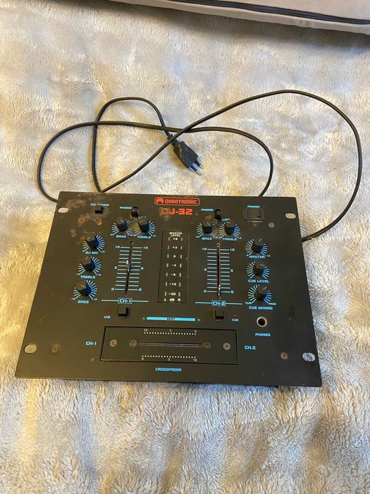 OMNITRONIC DJ-32 Battle Mixer mikser dj