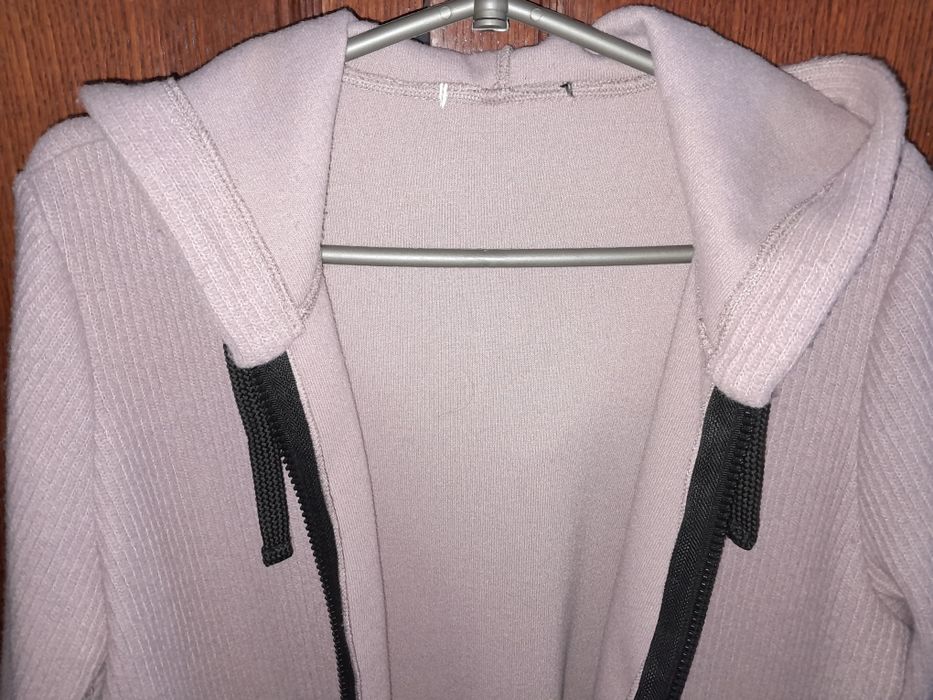 Кардиган сірий жіночий.Розмір 46-48