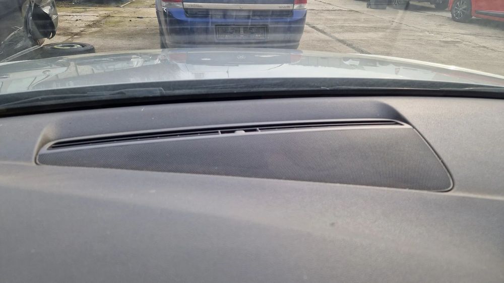 AUDI A4 B8 KRATKA GŁOŚNIKA ŚRODKOWA W KONSOLE
