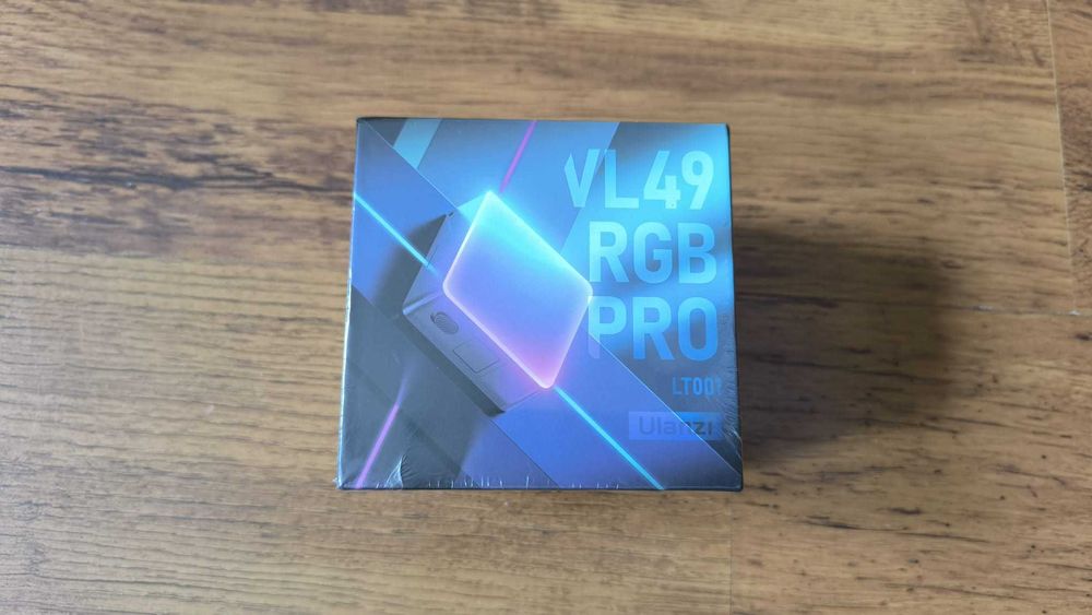 Ulanzi VL49 RGB Pro magnetyczna lampa LED LT001