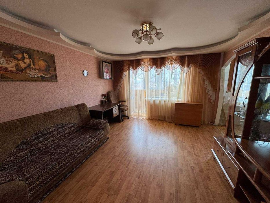 АРЕНДА 3-х комнатной квартиры КИРИЛКИНА, 20