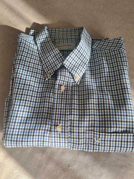 Camisa Victor Emmanuel, quadrados pequenos, azul, bege e preto
