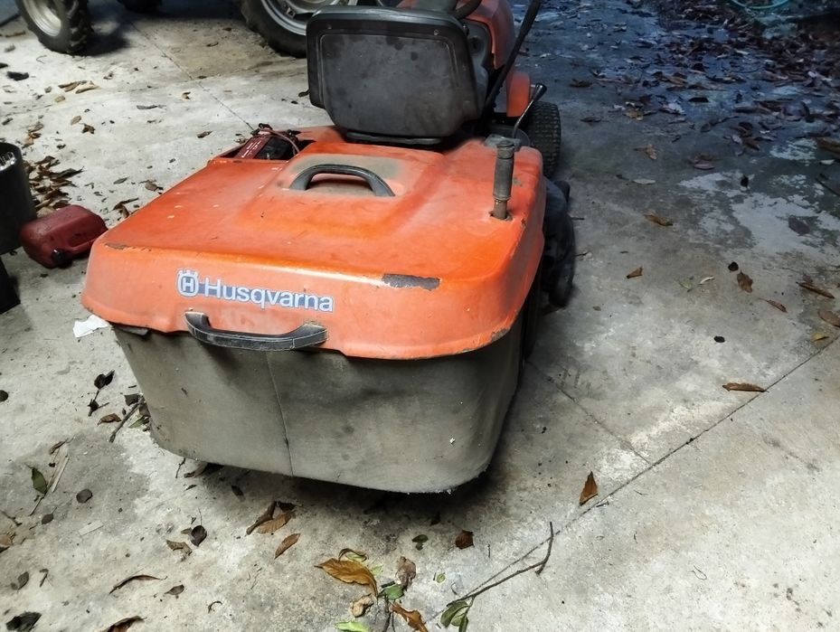 Trator relva Husqvarna cth 170