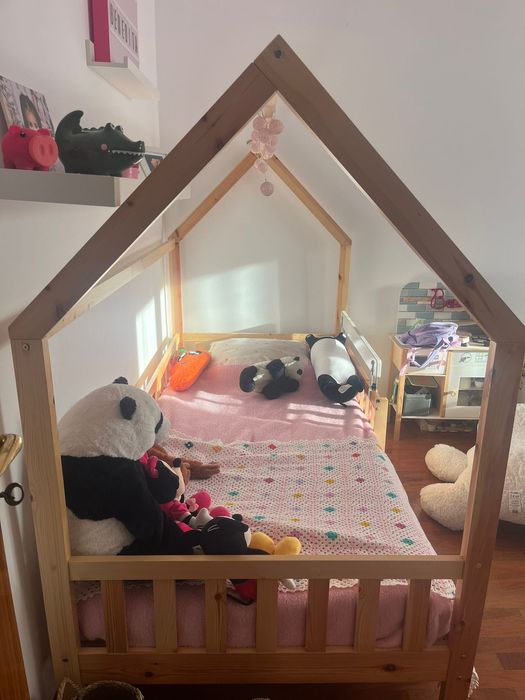 Cama  Montessoriana