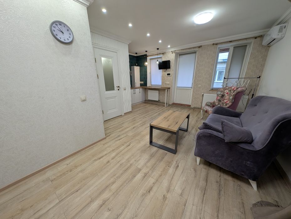 Продам приміщення 25м2 біля Ратуші 3 поверх