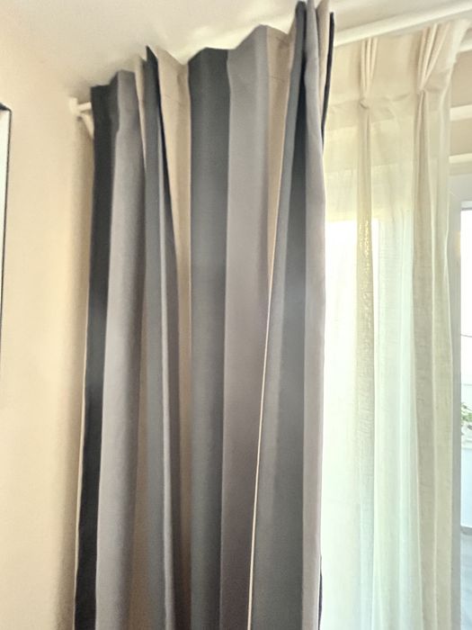 4 Cortinados e quadros e banco Ikea