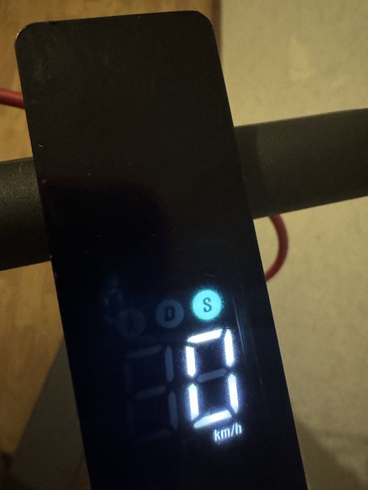 Продам електросамокат