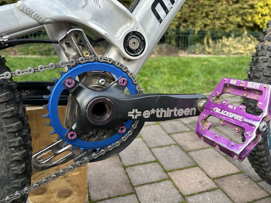 Rower zjazdowy Morewood Izimu