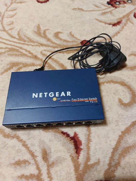 Комутатор сетевой 8 портовый netgear fs108