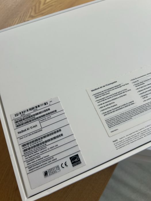 Caixas Apple como novas