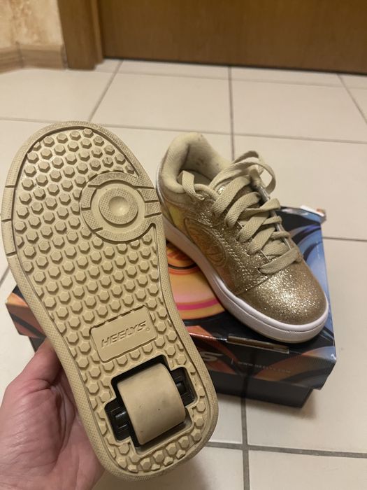 Детская обувь на роликах