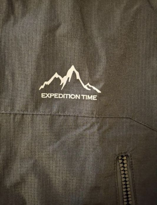 Куртка-вітровка дитяча zara