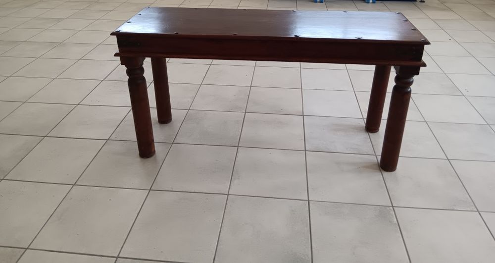 Móvel de entrada, bem cuidado