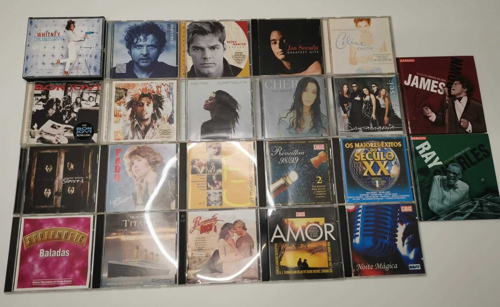 Conjunto de CDs diversos