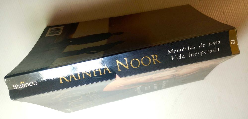 Livro Rainha Noor * Memórias de uma vida inesperada