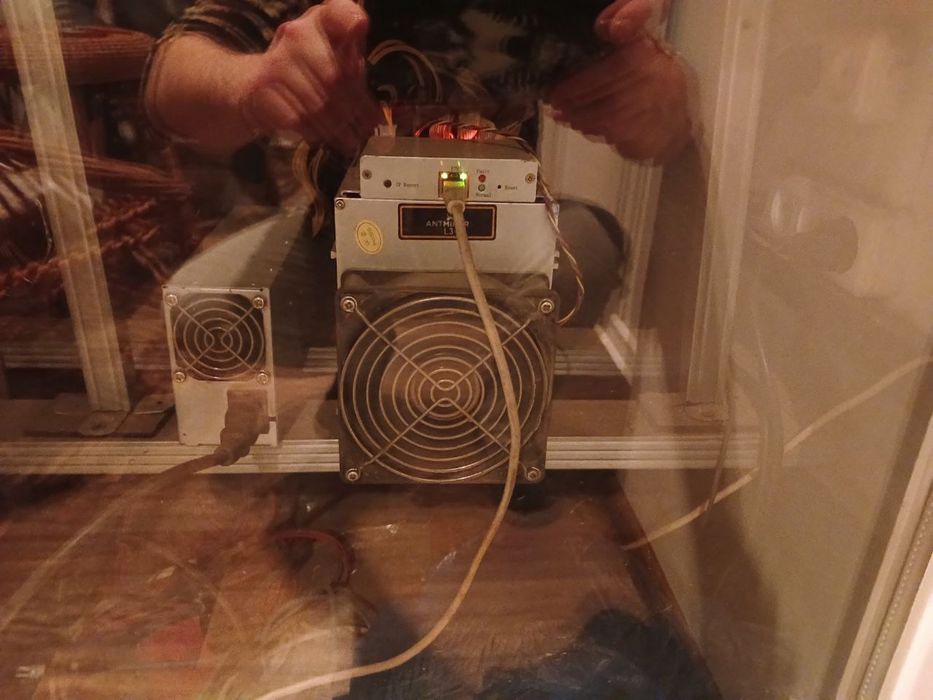 Antminer L3+ 610mh/s б/у  без БП asic scrypt miner LTC & DOGE