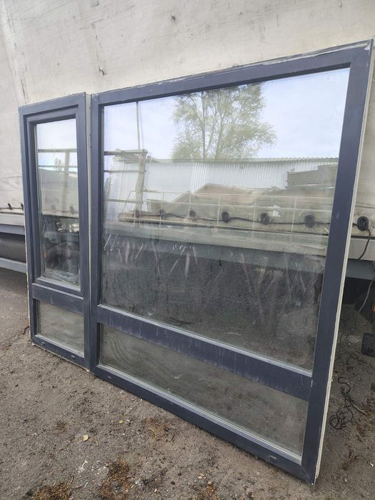 Окна открывающиеся максимальная комплектация с новостроя Rehau