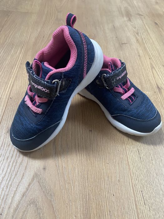 Buty sportowe na rzep dla dziewczynki rozm.26 Kangaroos