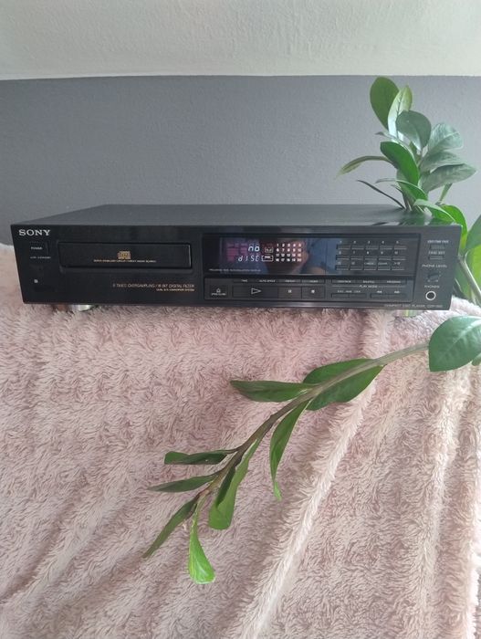 Odtwarzacz CD Sony cdp 590 z pilotem