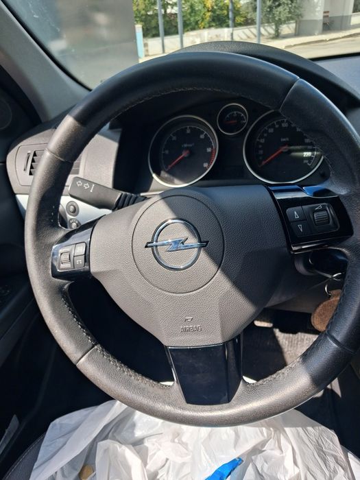 Vendo astra h impecável