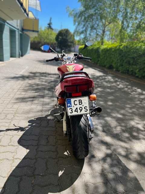 Motocykl Yamaha FZS 600