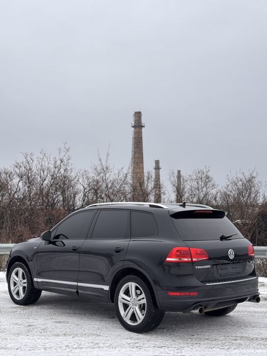 Продам Volkswagen Touareg 2013 3.0 дизель