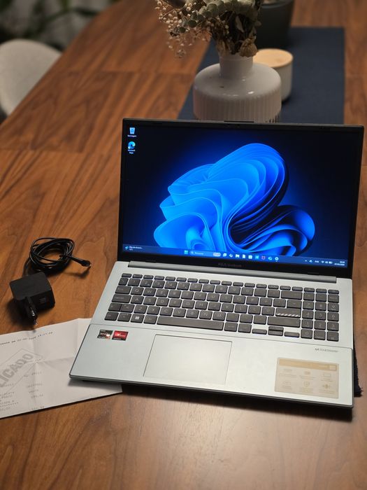 Asus VivoBook Ryzen 5 16GB 512GB. Troca/Retoma. Fatura, Garantia, acessórios