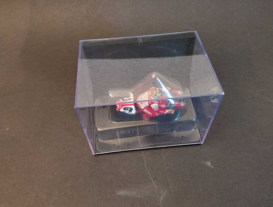 Mota miniatura Ducati 916 ADVF Neil Hodgson 9 Moto GP