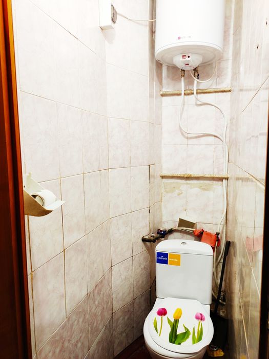 Продам 4 комнатную квартиру в центре Чугуева