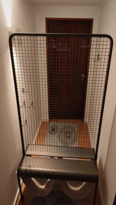 Divisória com arrumação para quarto