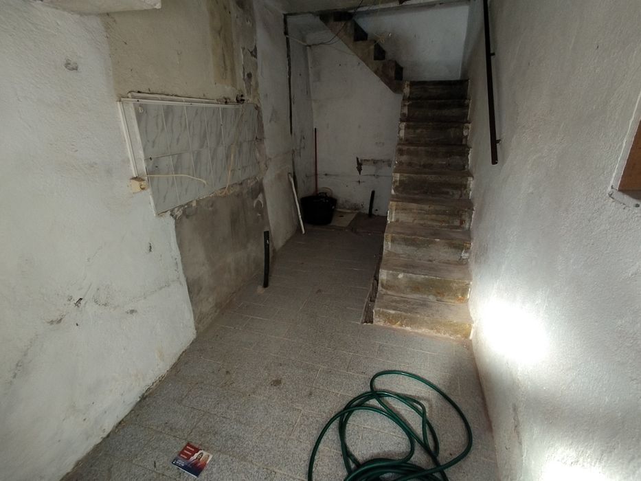 Pequena casa para remodelar