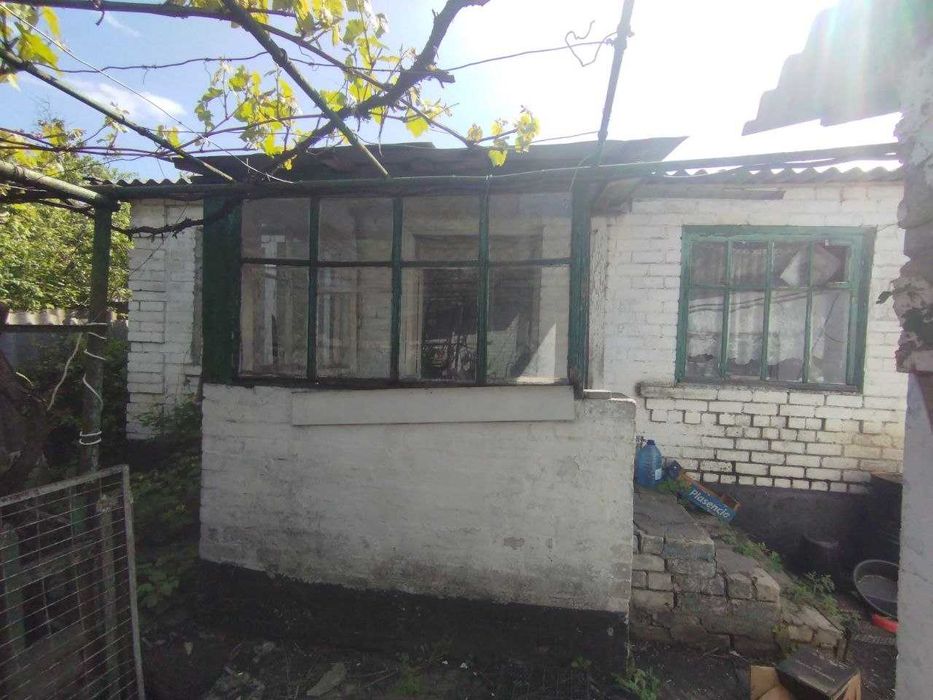 Продам Фасадный  участок - дом 9 соток !!!  на ул. Южная дорога