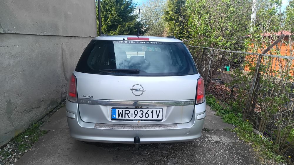 Sprzedam Opla astrę 1.6 w LPG