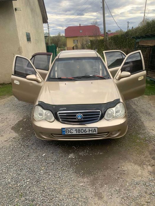 Автомобіль джіллі