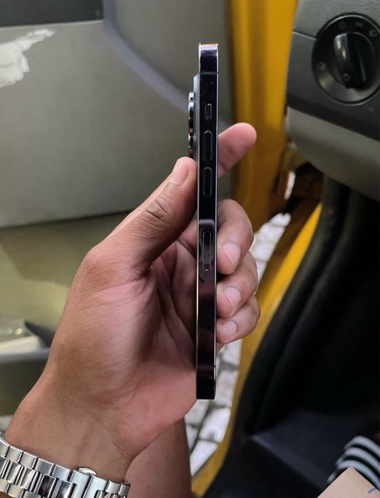 Vendo/Troco Iphone 14 Pro Max novo
