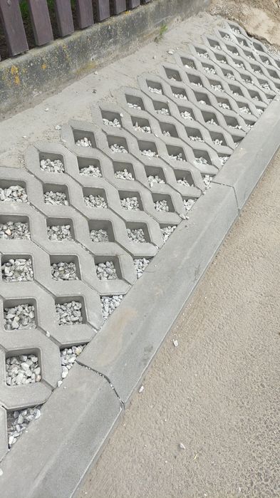 Brukarstwo, układanie kostki