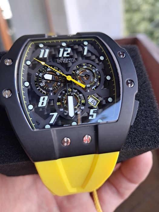 Invicta Racing Sapphire Tytan
