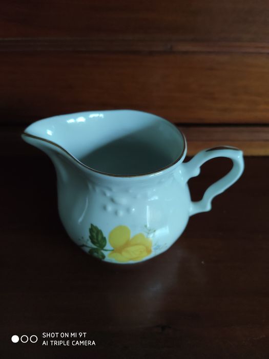 Porcelana Karolina mlecznik PRL