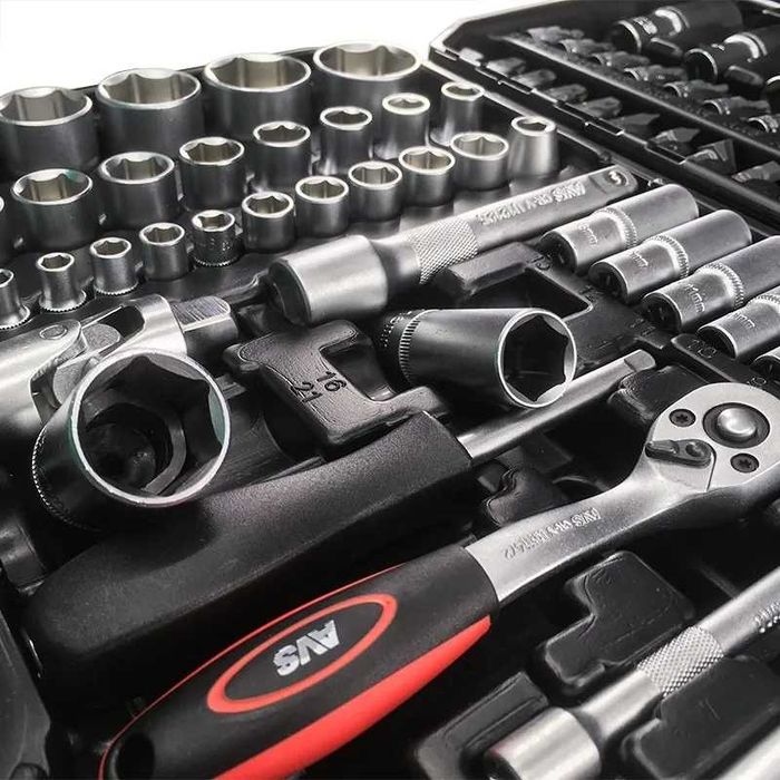 Набір інструментів AVS 108 ел хром-ванадій набор головок ключей Польша