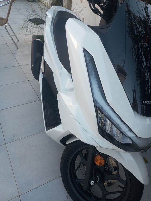 Vendo Honda PCX 2025