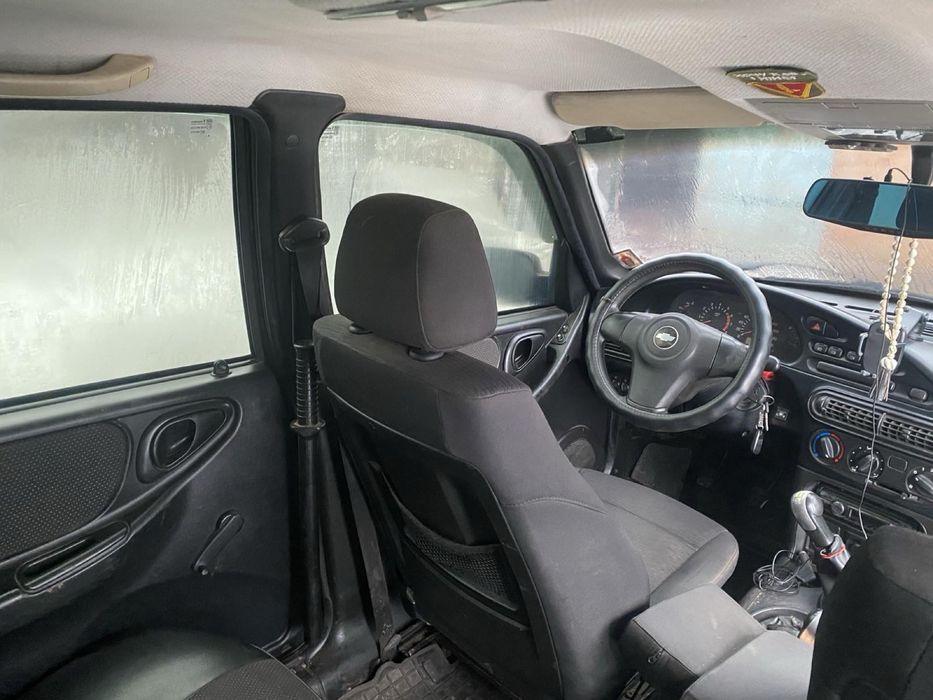 Шевроле Нива Бертон люксової комплектації